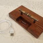 iPhone - iPod Dock -Charger..