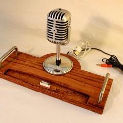 iPad - iPhone - iPod - Dock - Sync and Charging Station- Oak - Microphone - iPad Dock IPhone4 Dock iPod